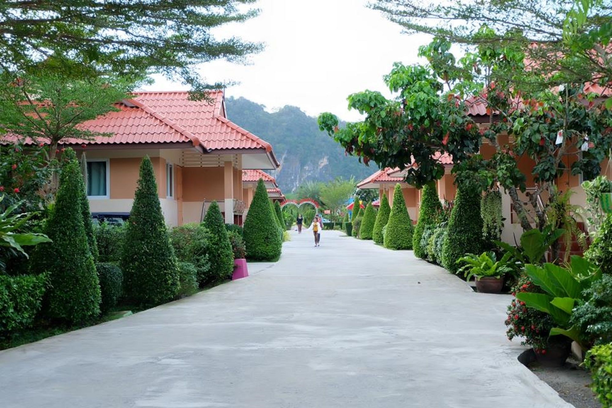 Naris Phuview Resort Satun Buitenkant foto